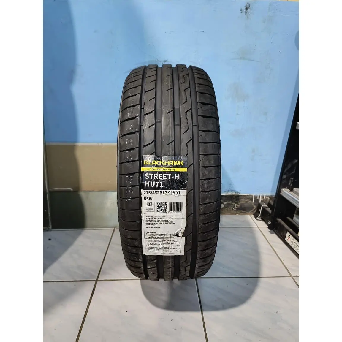 Ban Mobil Blackhawk 215/45 R17 91Y XL STREET H-HU71 - Ban Modifikasi R17