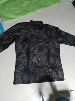 Product Review of Kemeja Batik Slimfit Lapis Furing Premium 1038 Batik Christo from a**_ 2
