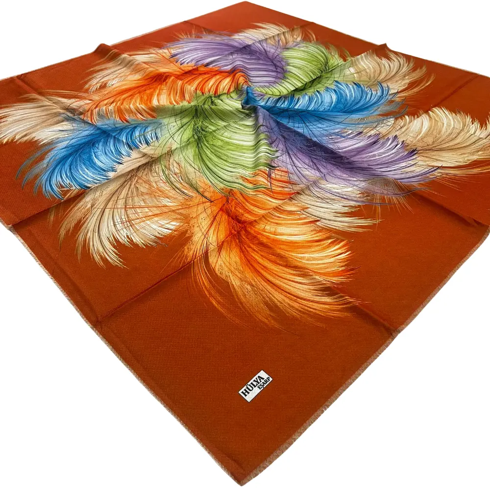Hulya Hijab Segi Empat Rayon Katun Kilau 100cm HUL100K148 Motif Bulu Muslim Square Kerudung Voal Printing