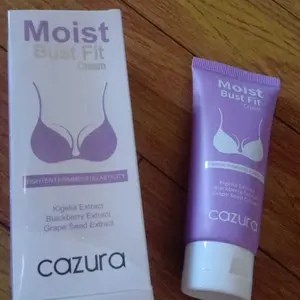 Cazura Moist Bust Fit Cream dengan Kigelia Extract Blackberry & Grape Seed Perawatan Wanita Best Seller