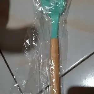 Sodet Gagang H1018 Perlengkapan Dapur Spatula Gagang Kayu Sutil Tahan Panas Alat Masak Tumis Goreng Silicone Utensi Turner Warna Warni