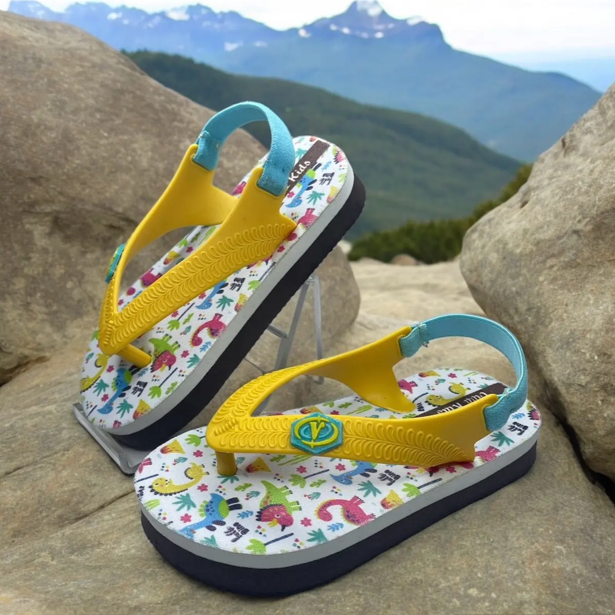 Sandal Anak Lakai Lakai Perempuan Sandal Bayi Lakai Laki Perempuan Sandal Cewe Cowok Motif Karakter Lucu Bahan Tebal Anti Slip Karet Lembut Elastis nyaman Saat Di Pakai Kaki