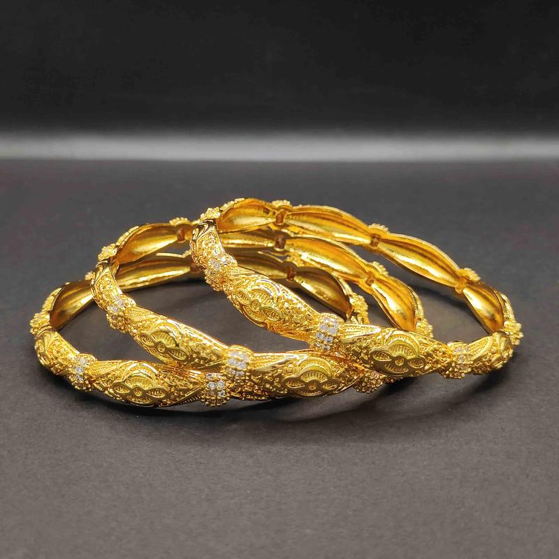 Product Introduction of Hot Selling Wholesale Luxury Fine Engagement Jewelry Embossed Design Bracelet Women Hollow 18k Gold Cuff Bangle For Women Family 13