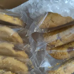 Kue renyah isi krim telur, camilan yang enak untuk sarapan atau teman minum teh sore.