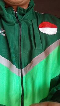 Product Review of Jaket  bomber Casual driver model terbaru Thailand poliester sporty minimalis krem/khaky Logo Bordir murah from J**n t** 0