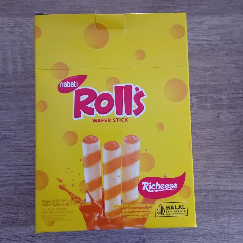 Nabati Rolls Wafer Stick, 1 pak isi 20 pcs 2