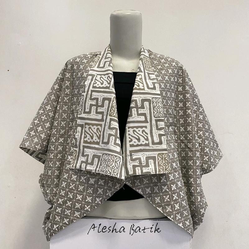 BOLERO KELELAWAR KOTAK //BOLAK BALIK DUA MOTIF//BOLERO MODERENBatik Wanita 5