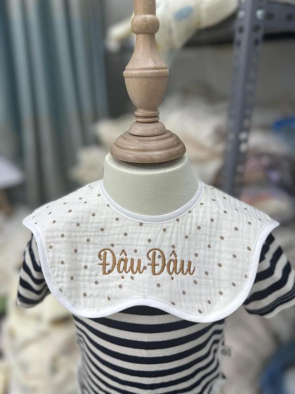 (THÊU TÊN MIỄN PHÍ) Yếm cổ Muslin thêu tên theo yêu cầu, Yếm tròn - MeBe 5