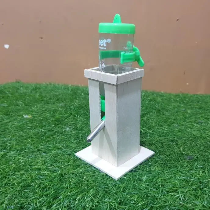 Stand Botol Minum Hamster/ Tanpa Botol