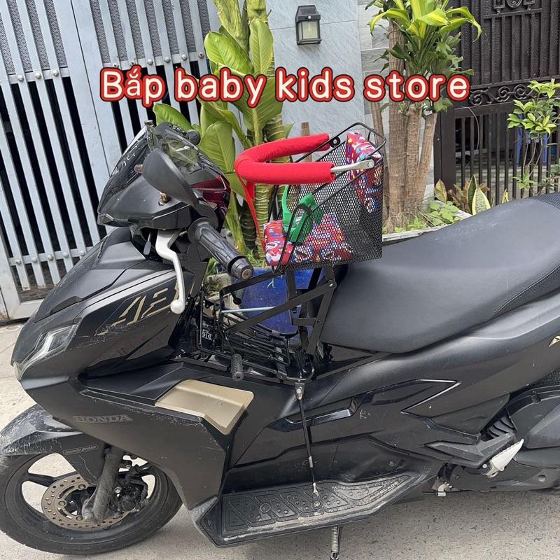 Ghế lưới ngồi xe Airblade(AB) có vòng đai an toàn cho bé