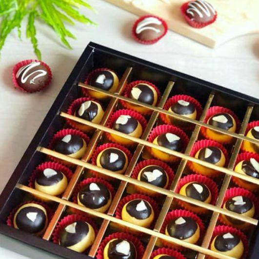 Box Nastar 20 x 20 x 3.5 / isi 10pcs / Dus Coklat / Kemasan Mochi / Kotak Coklat / Kotak Nastar 4