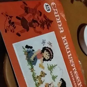 Buku Kristik Strimin / Cross Stitch Merk CANNA KRUISSTEEK Berwarna