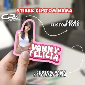 Stiker Foto Wajah dan Tulisan Nama Custom