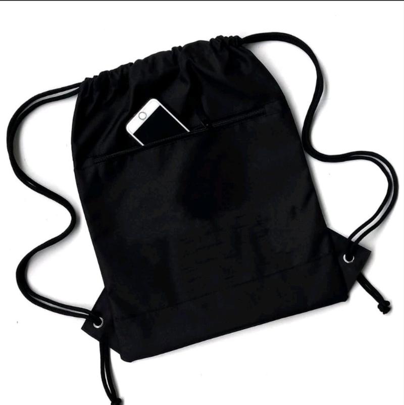 Product Introduction of Tas Serut Polos Bahan Satin Tahan air Pria Wanita Travel Mudik Hitam 4