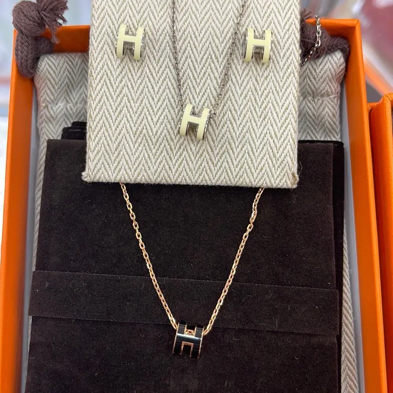 (Pre-owned) Hermes mini H pop accessories