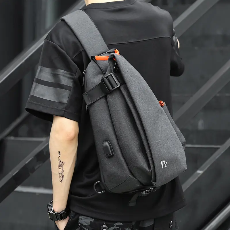 New Multifunction Fashion Men Crossbody Bags Chest Pack Short Trip Messengers Travel Bag USB Charging Sling bag