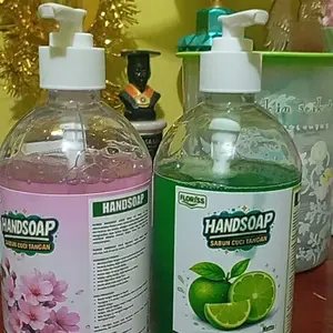 FLORISS Sabun Cuci Tangan Cair 500 ML Anti Bacterial – Bersih, Segar dan Menenangkan Kemasan 500ML