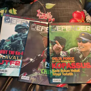 DEFENDER MAJALAH TEKNOLOGI TAKTIK DAN PENGETAHUAN MILITER
