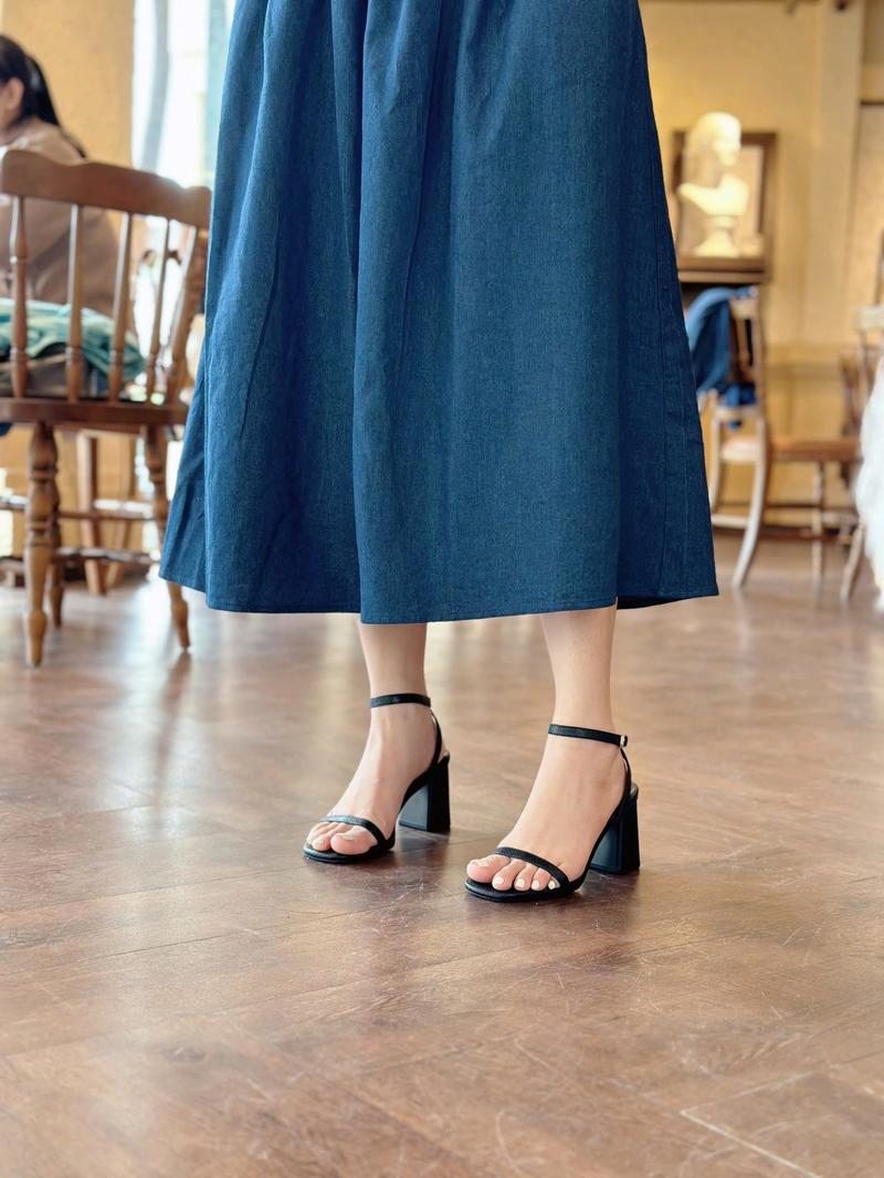 Product Introduction of [Form nhỏ tăng size] Giày Sandal Gót Vuông 7P Quai Ngang Dây Mảnh HADU M7119 Da Vân Cao Cấp, Bảo Hành 12T DéP Nữ Shoes 24