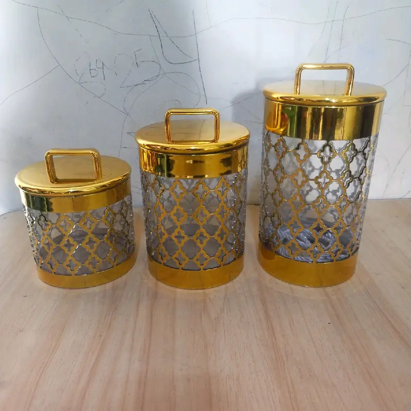 Toples Sultan Akrilik 3 pcs Gold Penyimpanan Plastik Emas 1
