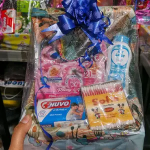 Hampers Bayi Parsel Bayi Isi Baju Bayi Cewek dengan Nuvo Family Mild Protect & Peony & Co Parfum Bunga