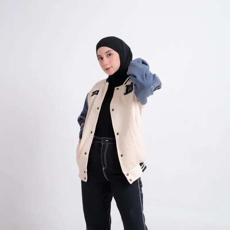 Jaket Varsity Baseball Full Bordir Pria Wanita Bahan Fleece Tebal Ukuran M L XL Cream 7