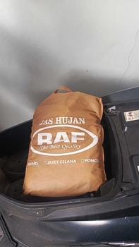 Product Review of RAF Jas Hujan Setelan Pria Wanita Bahan Tebal Elastis Tahan Air Pvc from h**3 0