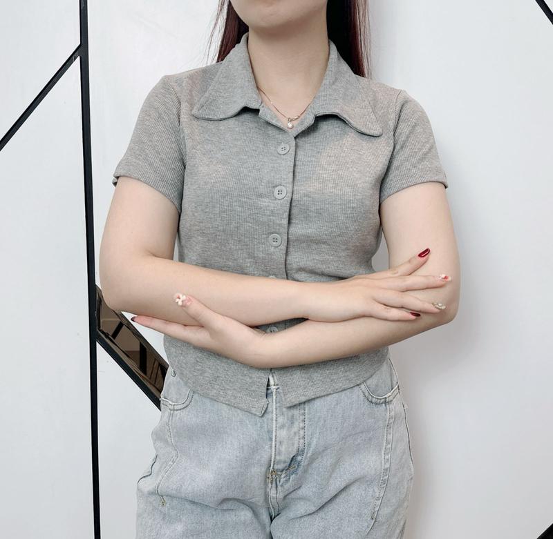 Annora Top I Atasan Knit Wanita Berkerah Lengan Pendek 4