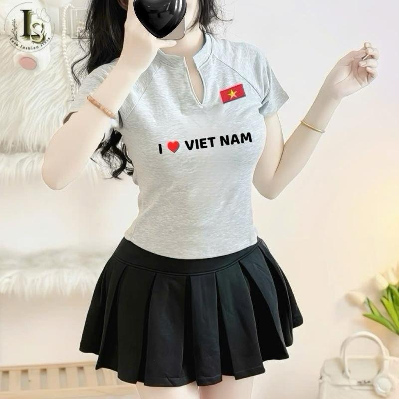 Áo Thun Babytee Borip In Hình "ILoveVietNam" Cờ Đỏ Sao Vàng Cổ Trụ Tay Ngắn Nữ Women Form Basic Tôn Dáng Ôm Body Dáng Ngắn Áo Baby Tee Của Nữ Áo Nữ Hottrend Hotgirl Áo Baby Tee Kiểu Nữ áothun tank top aothun vietnam Áo Thun Nữ Mặc Mùa Hè