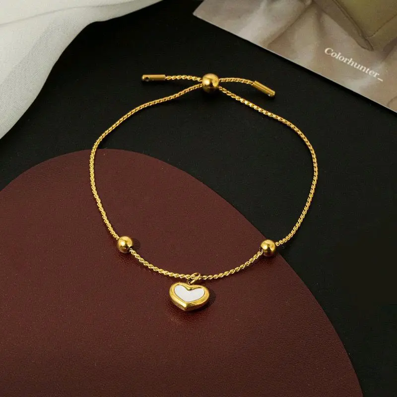 Gelang titanium serut love putih aesthetic Bracelets