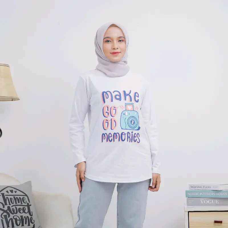 Kaos Wanita Belah Samping Motif Sablon Lembut 7NEXT LEVEL - Putih - Baju Semi Oval Keren Atasan Combed Nyaman Panjang - Santai, Katun baju labubu macaron Simple Variasi Tshirt Polos 3