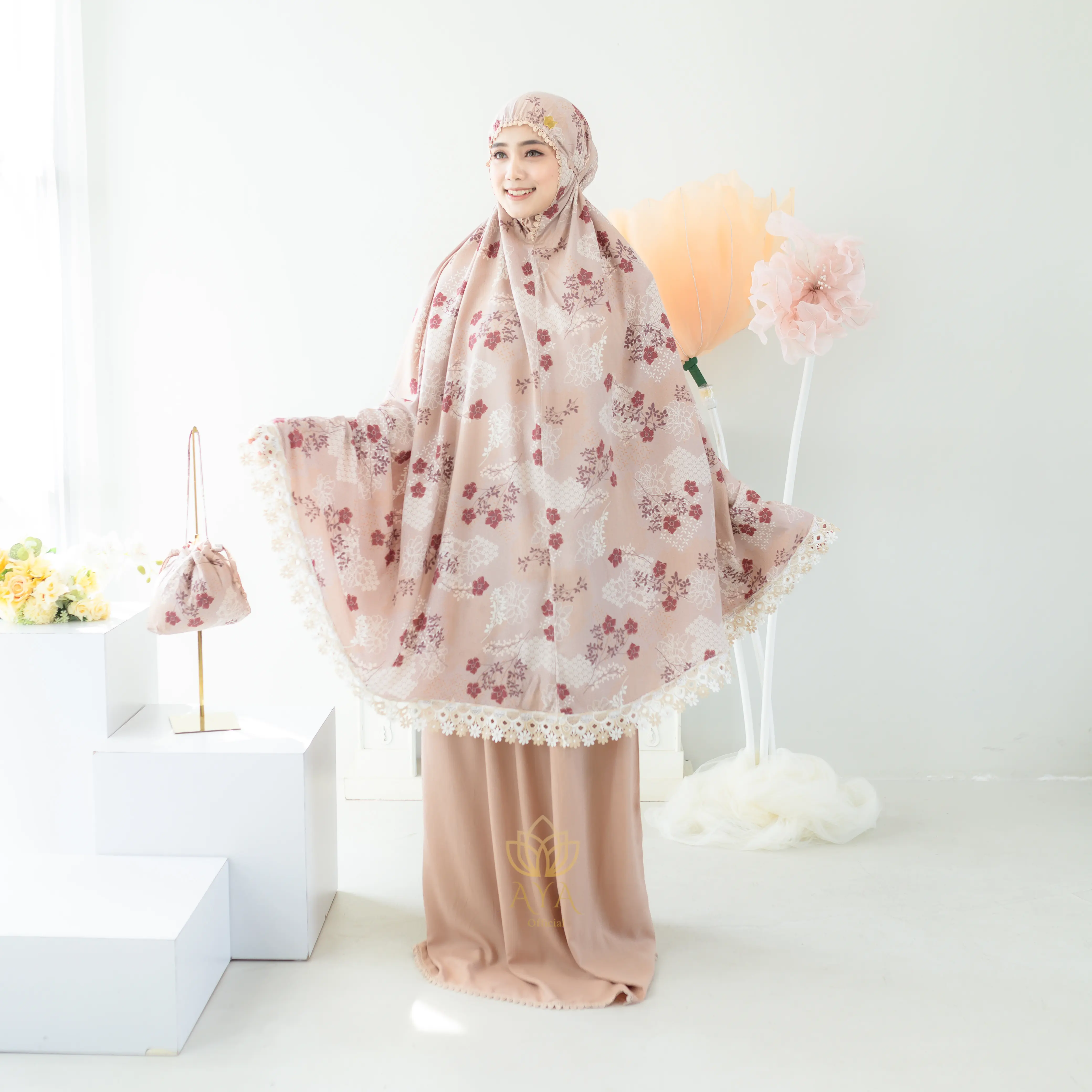 AYA Mukena NAYRA Dewasa Motif Mewah Untuk Hantaran Dan Lebaran 2026 Mukena Terbaru Adem Royal Queen
