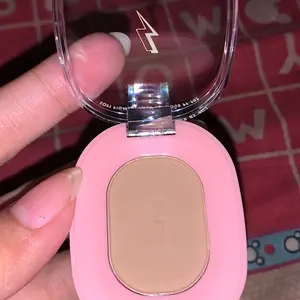 Pinkflash Soft Pigment Face Contour highlighter shimmer