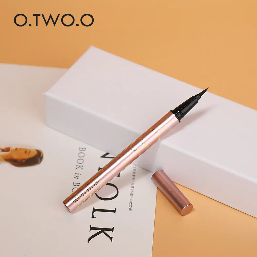 O.TWO. o Shine Eyeliner Brush Natural Easy to Color No Smudge Beginner Eyeliner Makeup