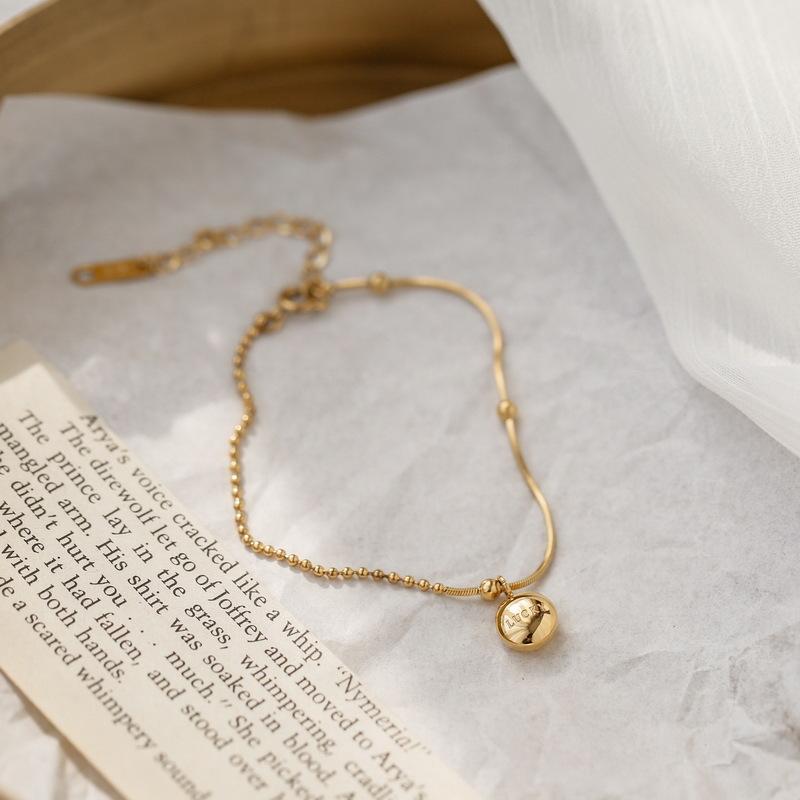 Product Introduction of Small bean letter anklet female summer light luxury niche design sense senior spice girl anklet Internet red accessories 3