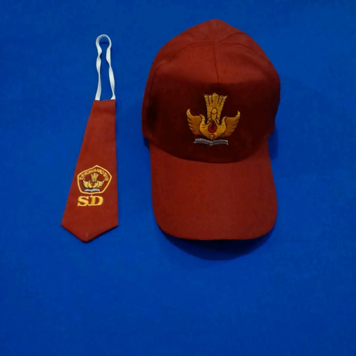 Topi dan dasi sd bodel murah meriah gak murahan