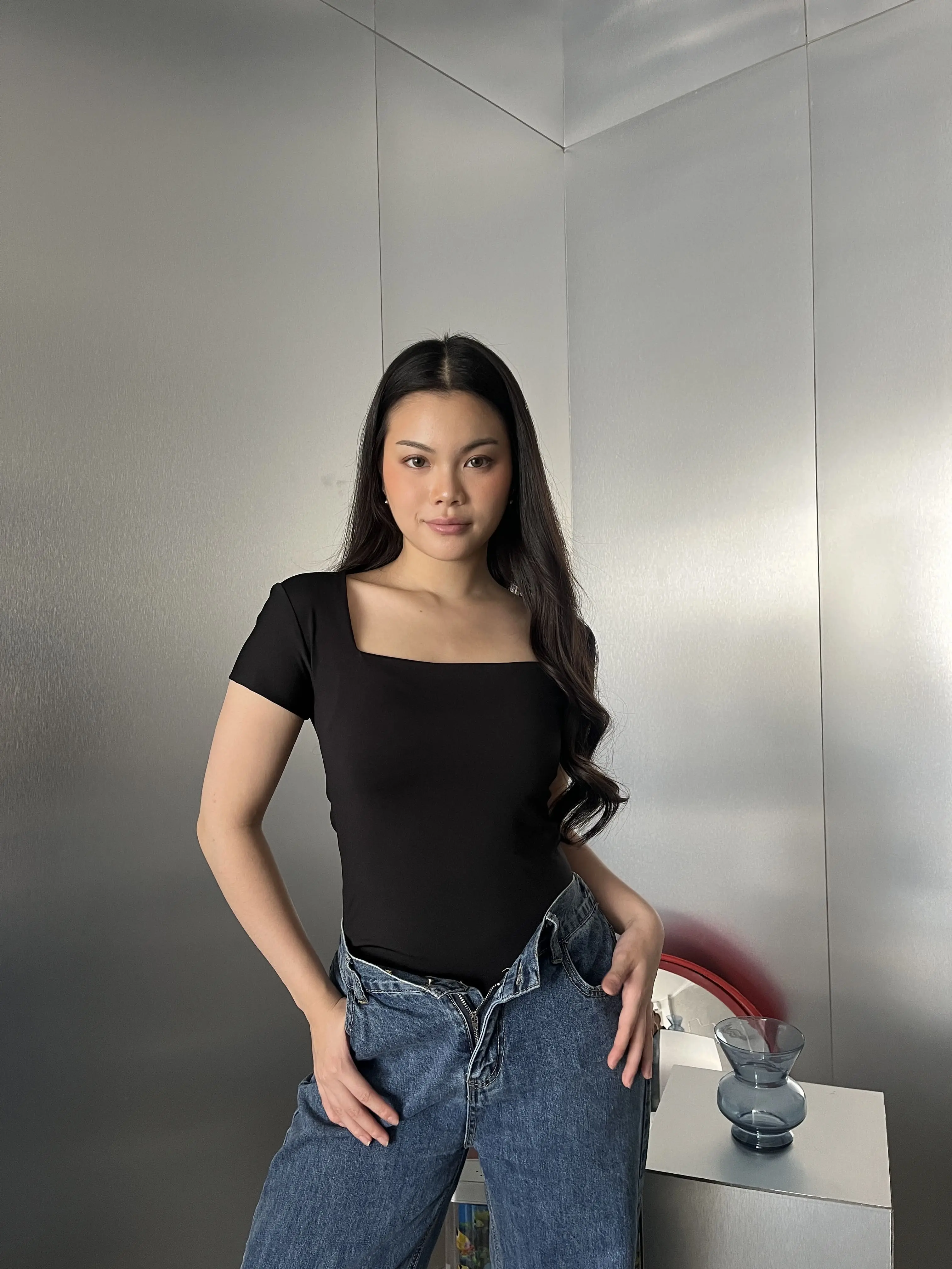 Lassmee | REENA Baju Atasan Wanita / Bodysuit Basic Polos Lengan Pendek Leher Kotak / Kaos Jersey Spandex Top