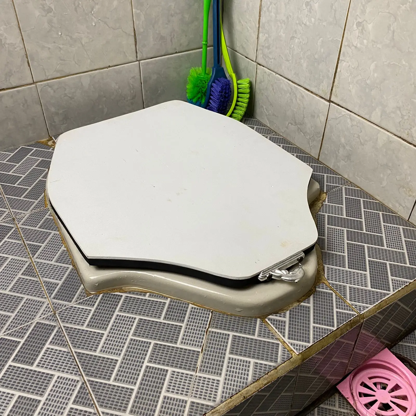 TermurahTutup/Penutup WC/Toilet Jongkok Universal semua ukuran Terhindar Dari Mara Bahaya