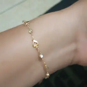Gelang Rantai Kristal Hati Simple Aksesoris Kristal Cantik Hadiah Romantis Kekasih Sahabat