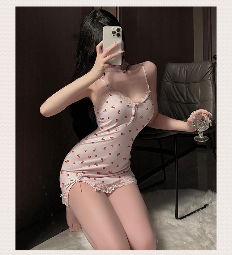 Product Introduction of A strappy sleep dress, pure and seductive lingerie, lace sleepwear, alluring and sexy strappy sleep dress for small breasts, one-piece dress. 10