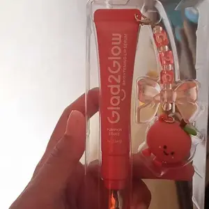 [New Shade] Glad2Glow Brightening Lip Serum - BERRY SODA SHADE READY STOCK!!! VC-IP Vitamin E 3in1  Lip Serum Treatment  Melembabkan Mencerahkan Bibir Gelap Lip Tint Warna Natural Glowing Tahan Lama Buildable Natural Lip Color Care G2G