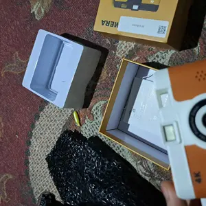 [COD] Kamera Digital 4K untuk Foto dan Video, Autofokus, 16X Zoom, 48MP Resolusi Tinggi, Kamera Vlogging dengan Anti-Guncang, Layar Flip IPS 3 Inci 180°, dilengkapi dengan Kartu SD 32GB. Camera