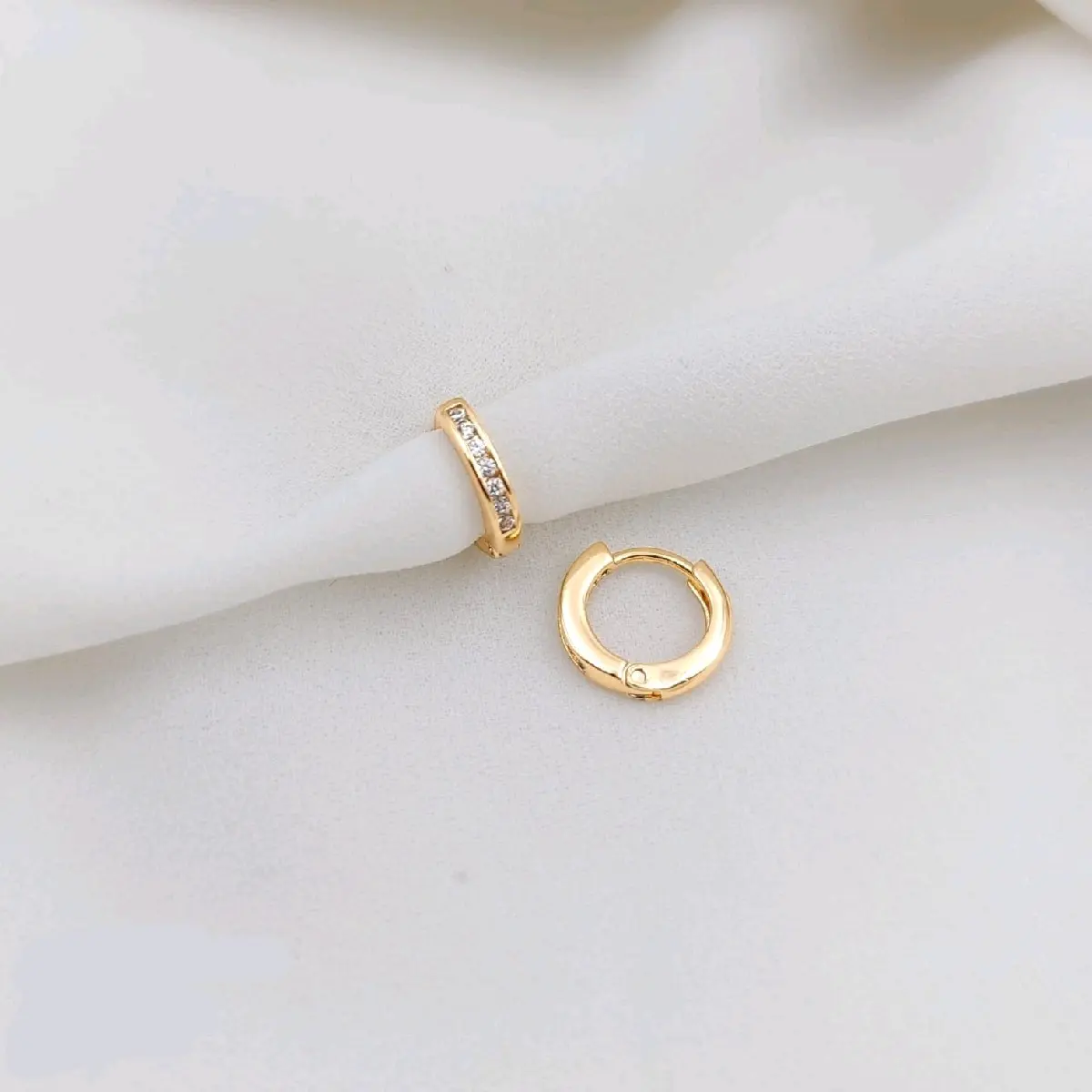 Anting klip mata baris 7 gold