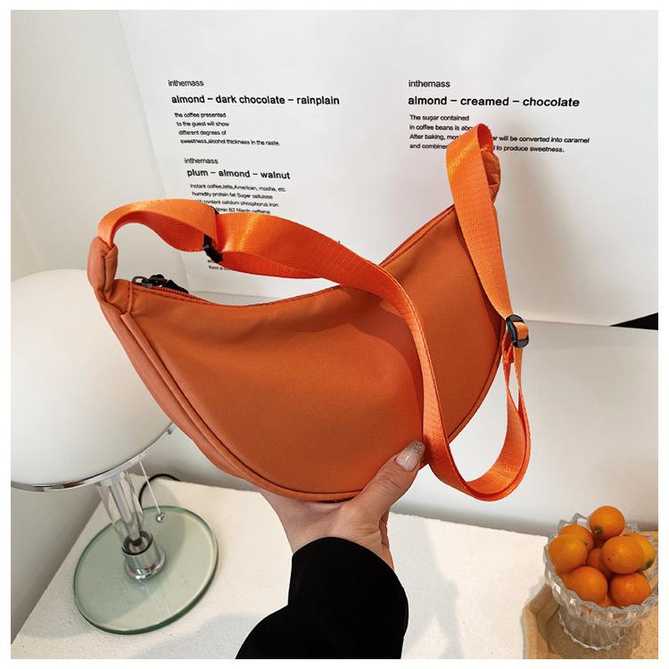 Product Introduction of Nylon material crossbody bag, women's new style dumpling bag, lightweight small shoulder bag, armpit bag, single shoulder bag, women's single shoulder crossbody bag 8