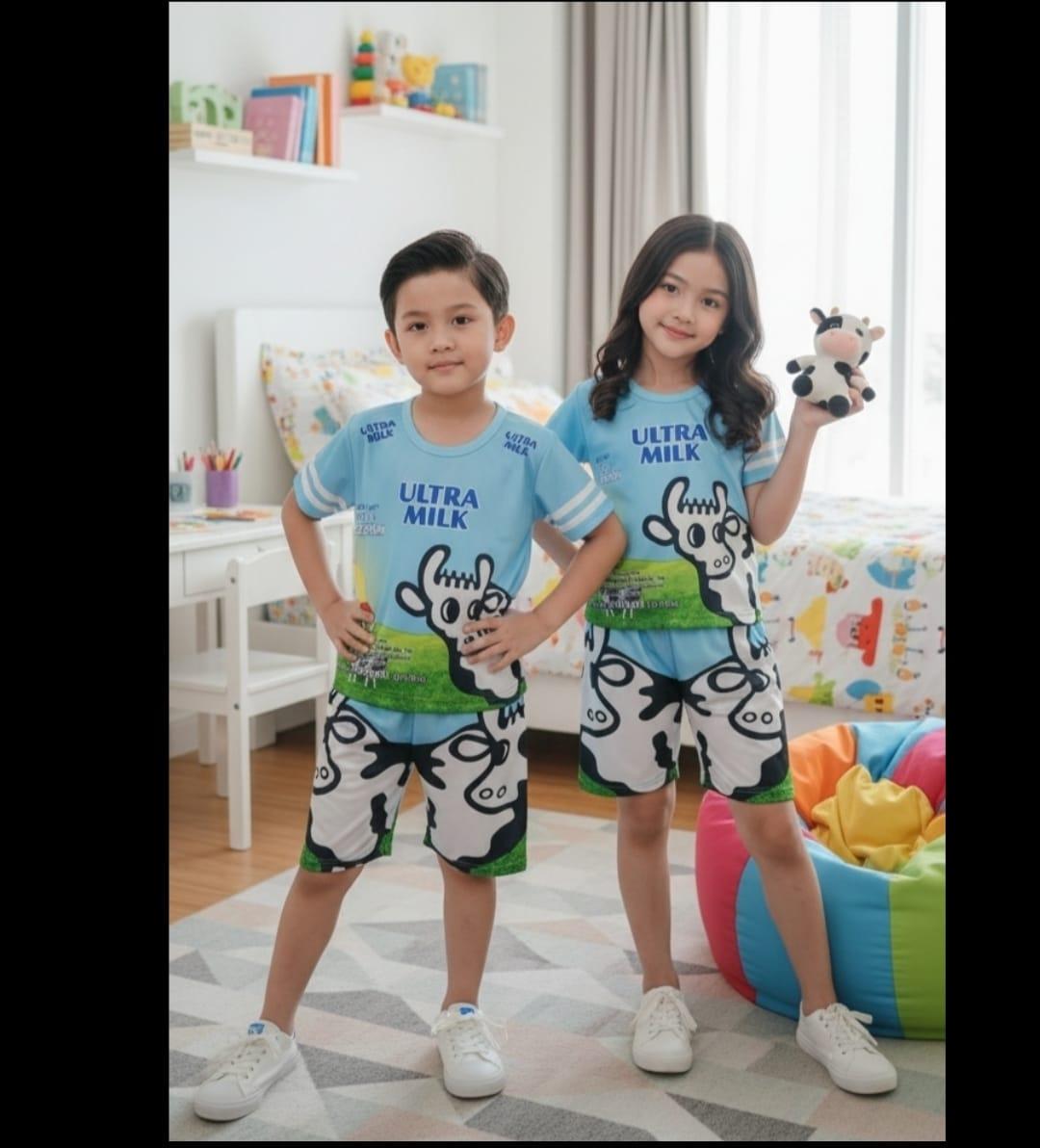 Setelan Anak Harian Viral Terbaru Limited Edition Motif Makanan Mie goreng dan gambar Minuman untuk Usia 1-10 Tahun Desain Unik Nyaman dan Senang Dipakai