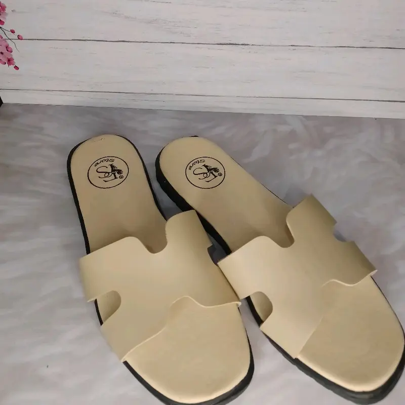 Sendal Japit Model H Simpel Elegant, Beli 1 Dapat 1 - Wanita Sandal 0
