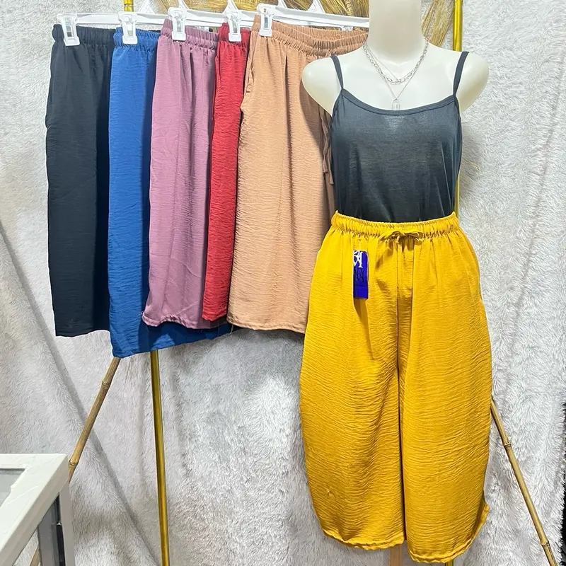 Celana pendek jumbo wanita dewasa celana crinckle airflow 0