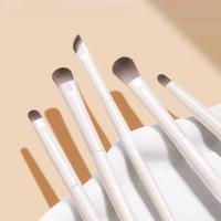 Gambar AMY'S DIARY Set Kuas Make Up 5 Pcs Brush Eyebrow Eyeliner Eyeshadow Beauty Tools For Makeup Beginner - 5 PCS + POUCH dari Amy's Diary Kab. Tangerang 2 Tokopedia