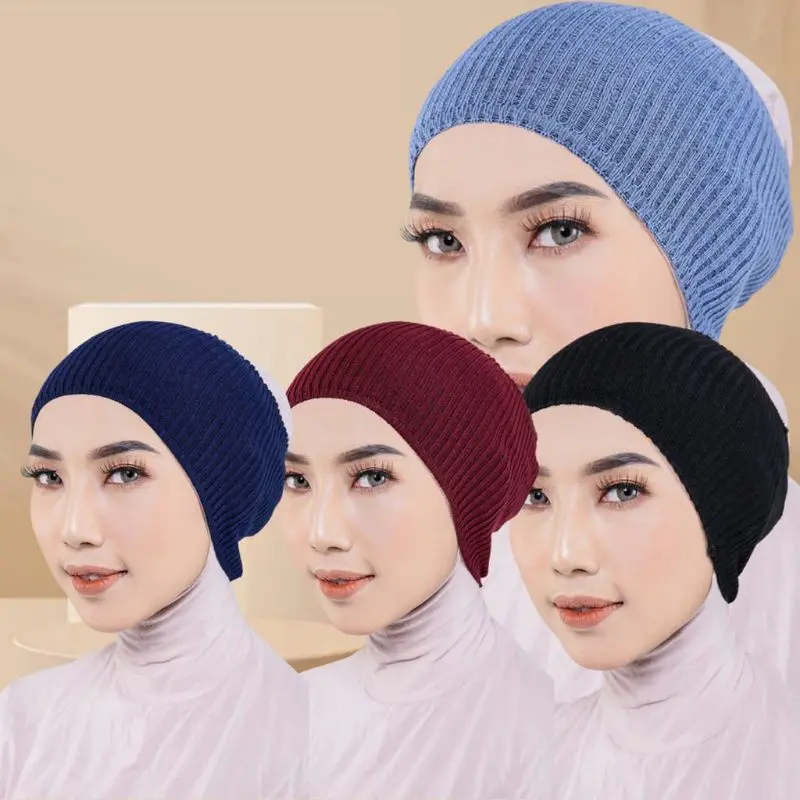 3 Pcs Ciput Rajut Polos Dalaman Kerudung Jilbab  1 Warna Wanita