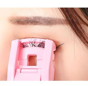 Penjepit Bulu Mata Mini KAKI KUCING / Alat Pengeriting Bulu Mata / Eyelash Curler untuk Pemula